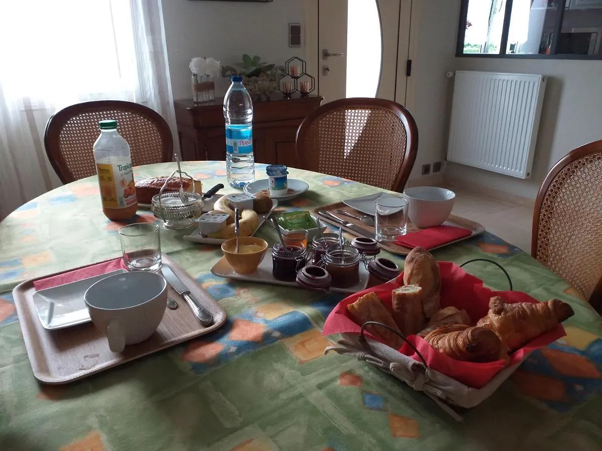 19,Avenue John Kennedy Bed & Breakfast Breteil